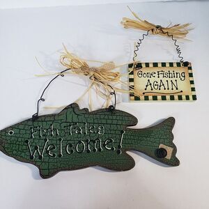 Cute 2 Green Wooden Fishing Hanging Sign Wall Porch Decor Lake House Fisherman
